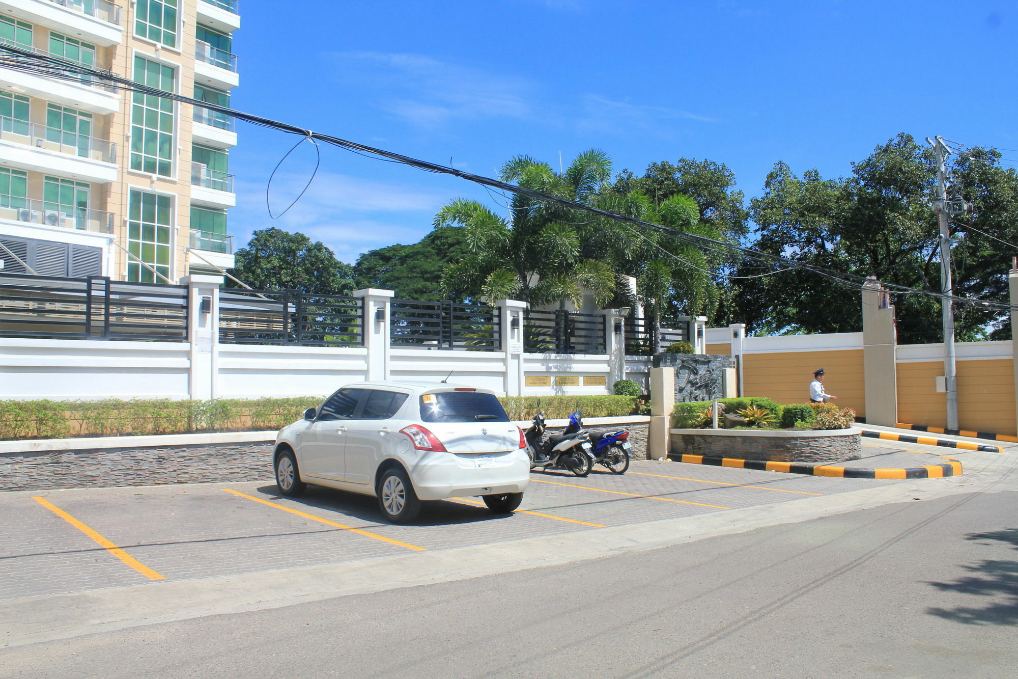 Padgett Place Prime Suites Cebu Exterior photo